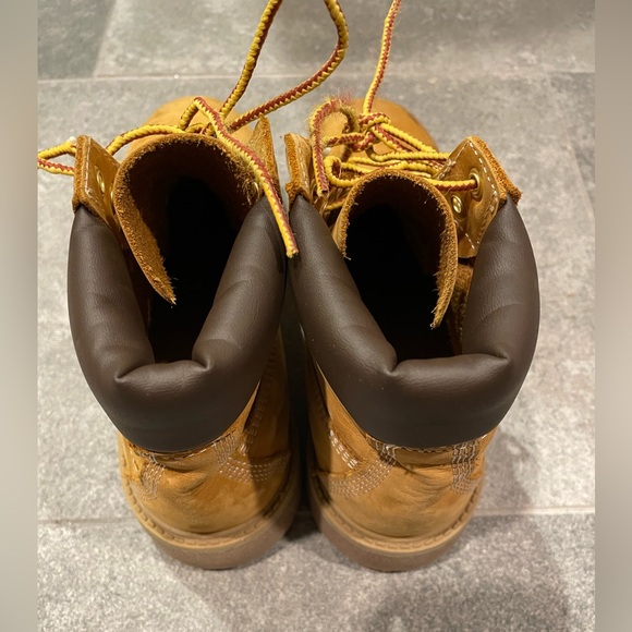 Kids Timberland Boots. Size 3M. (Used & no shoe box. Read description) - Picture 3 of 10